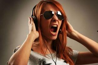 娱乐吃瓜酱戴耳机,揭秘娱乐圈幕后故事